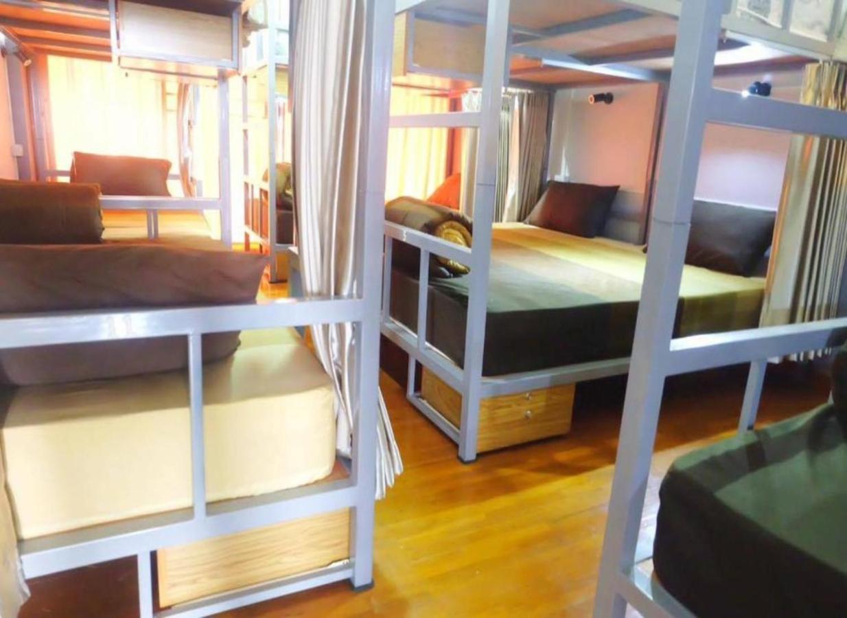 T2B Home (Adults Only) Чіангмай Екстер'єр фото